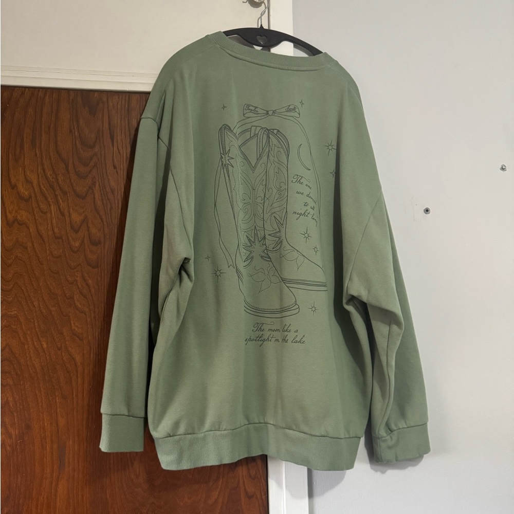Taylor Swift Self Titled Kanga Pocket Crew - Picture 3 of 5